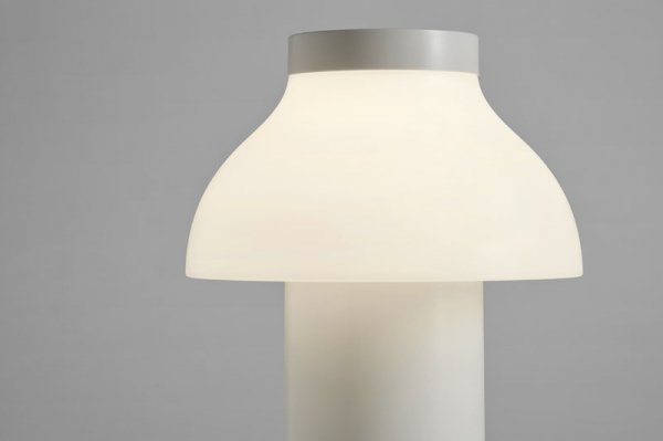 【HAY】「PC Portable table lamp, cream white」テーブルランプ クリームホワイト(Φ140×H220mm)