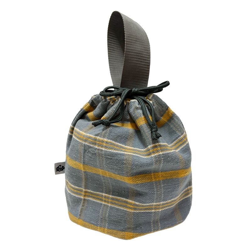 MM KINCHAKU BAG (TARTAN CHECK)