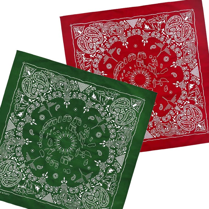 SEVEN WONDERS PAISLEY BANDANA