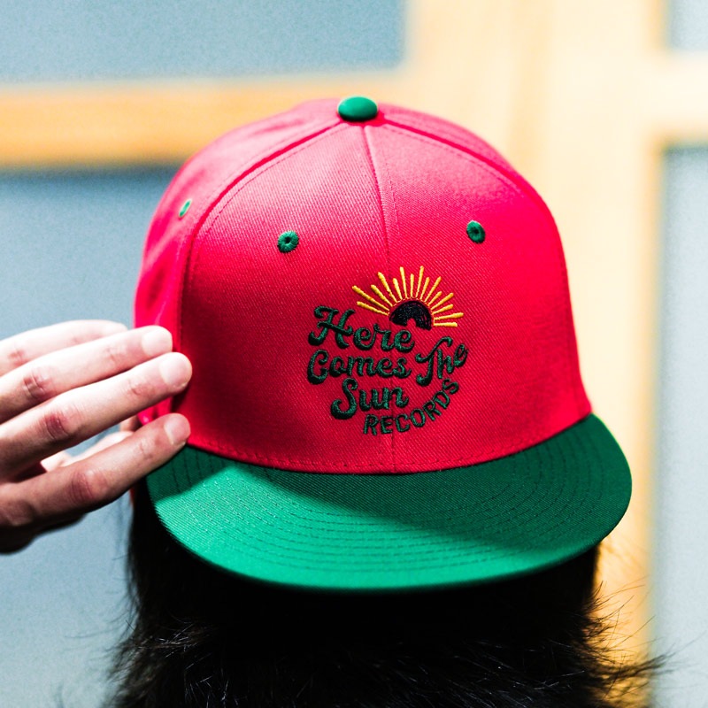 HERE COMES THE SUN　BB CAP