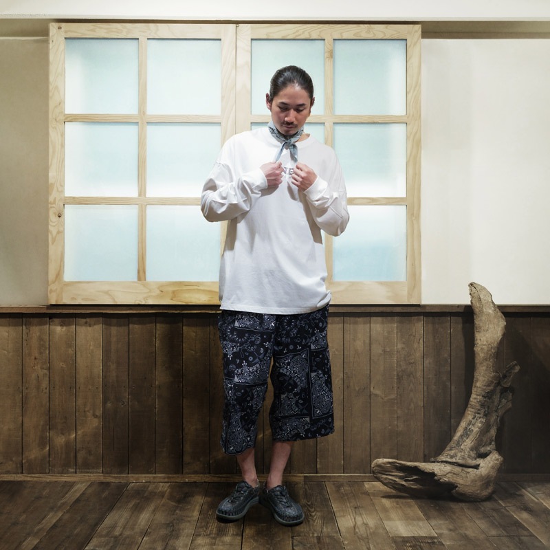 SEVEN WONDERS PAISLEY BANDANA