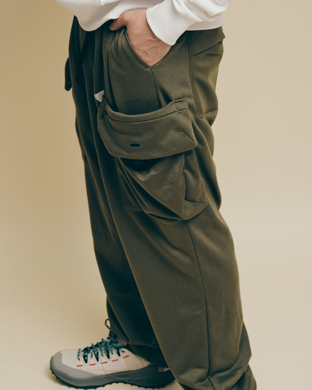 THE WIND TROUPE 6P SWEAT PANTS