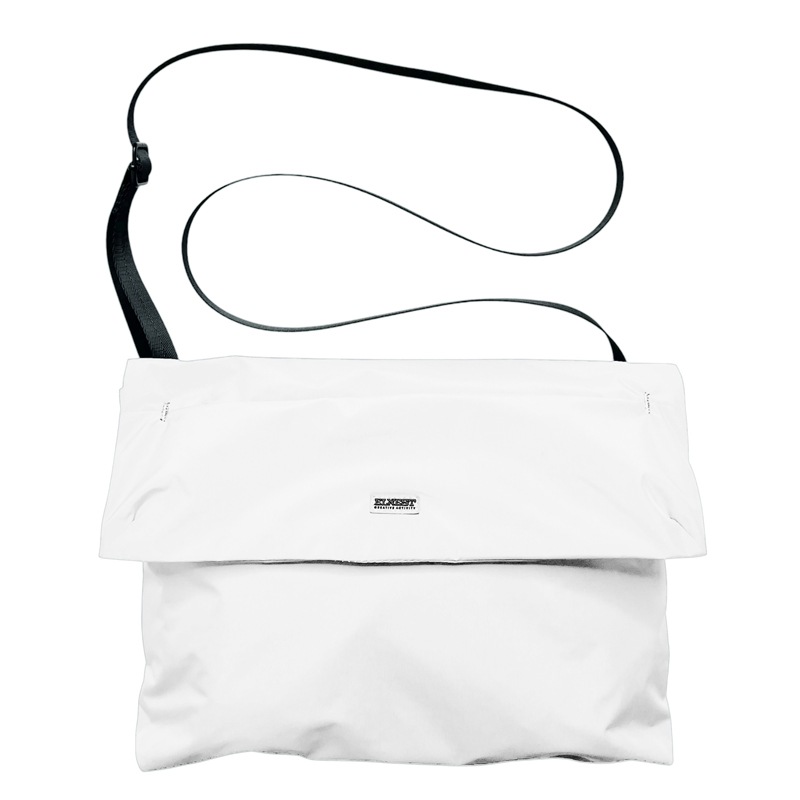 THE WIND TROUPE SHOULDER BAG