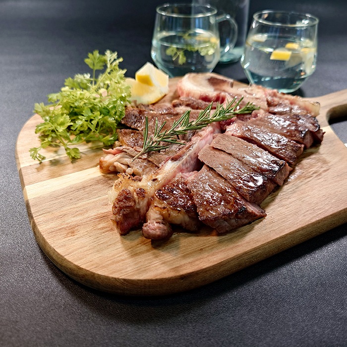 約300g 九州国産牛 Tボーンステーキ 1枚