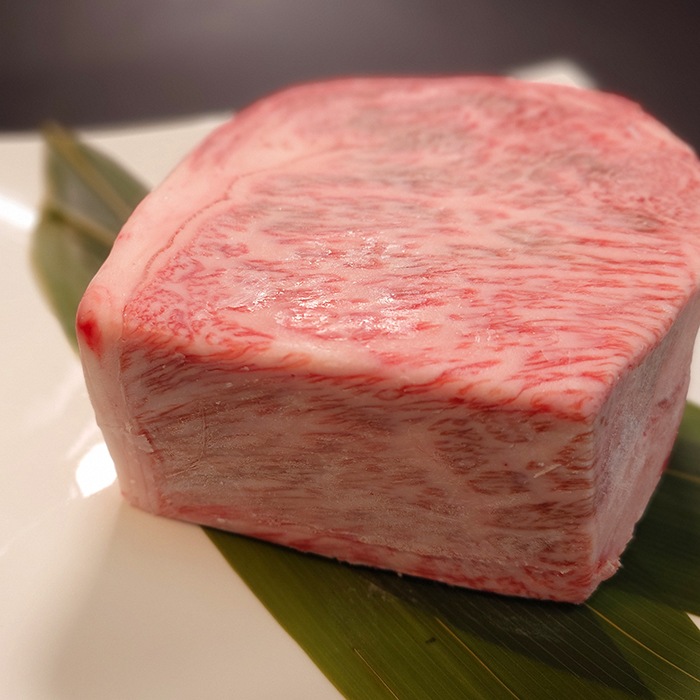 九州産 黒毛和牛 塊肉（霜降り）約1kg