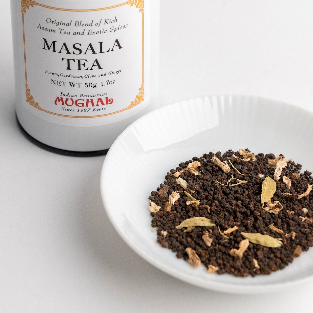 「ムガール」インド仕込みのスパイスティー　チャイティー　白缶