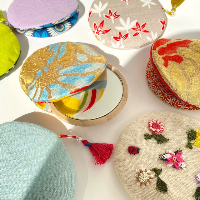 桐の姫手鏡｜等倍鏡 | Be Happy | ムラキテルミのセレクトショップ