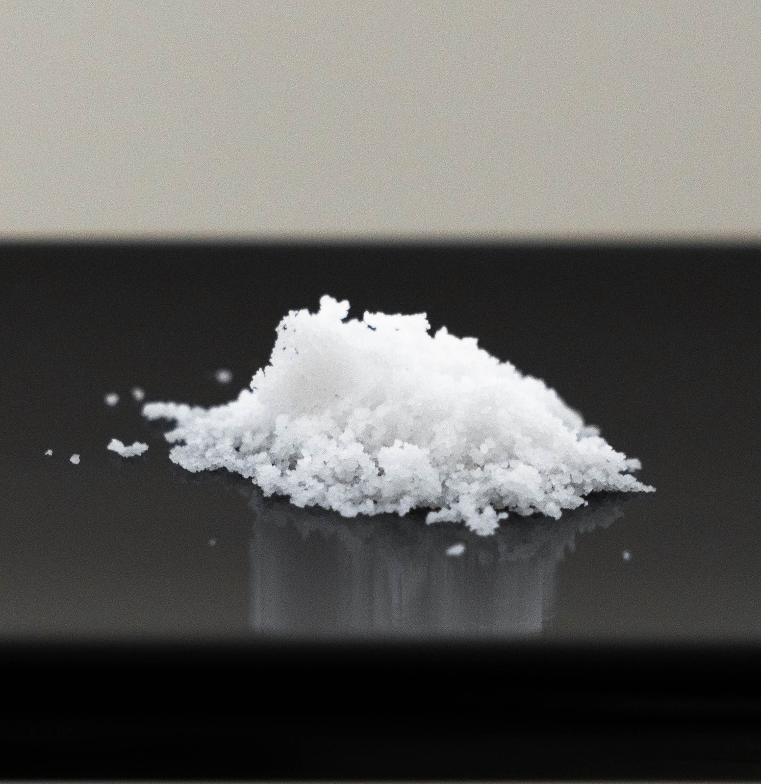 京都宮津湾海底自湧海洋水から作られた、お塩　100g