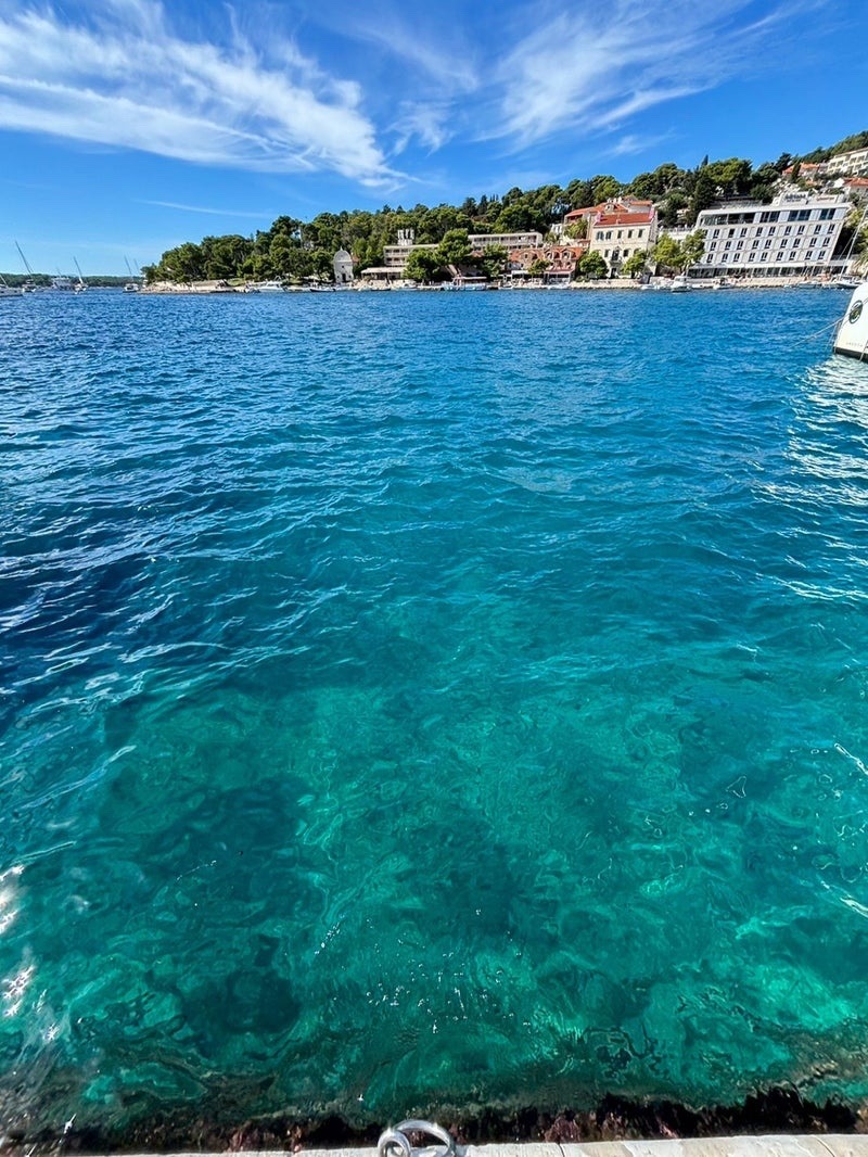 魔法使いのリップクリーム　透明