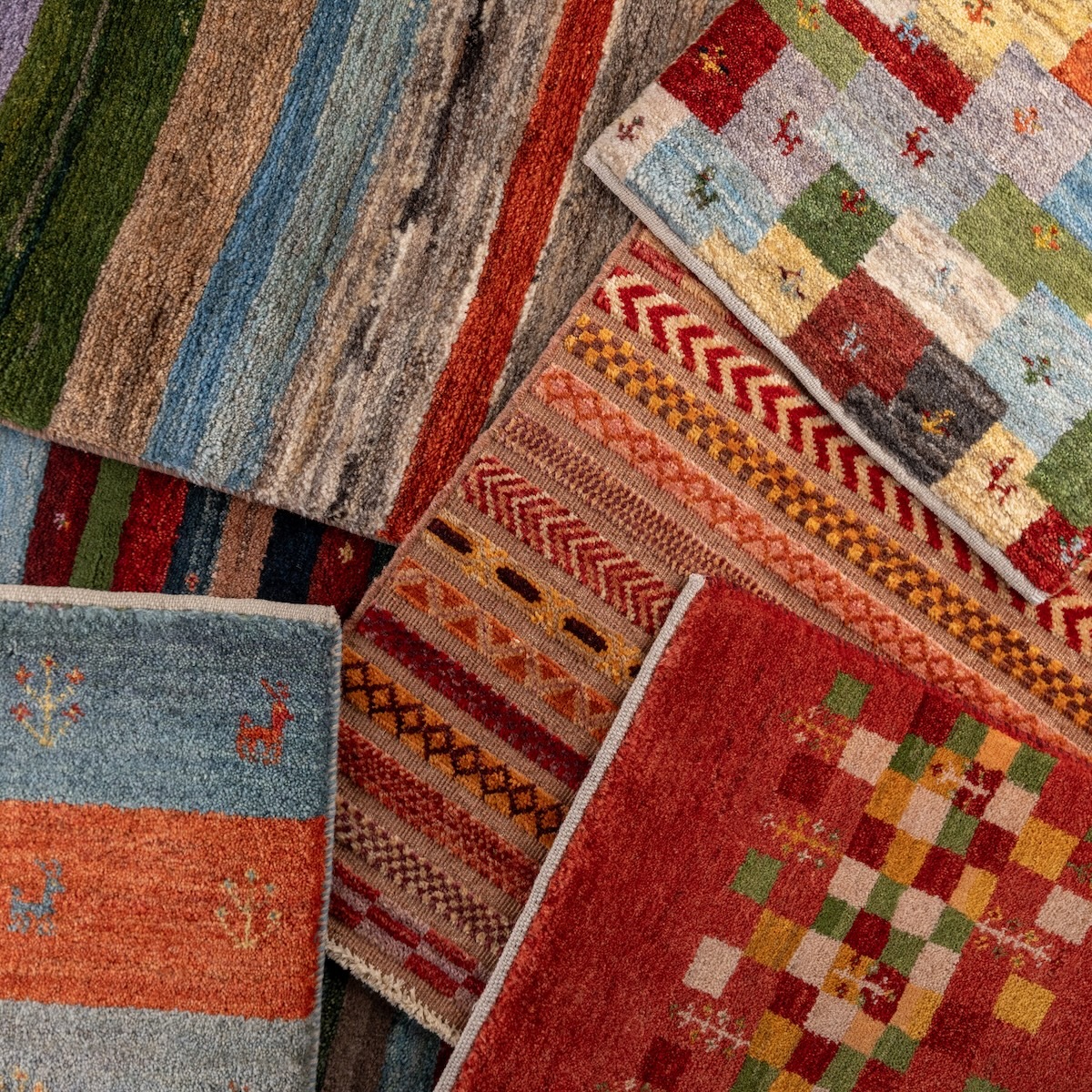 遊牧民ならではの柄がかわいい♪掛けて使うポケット付きギャッベキリム♪ヘイベ 遊牧民ならではの柄がかわいい♪掛けて使うポケット付きギャッベ