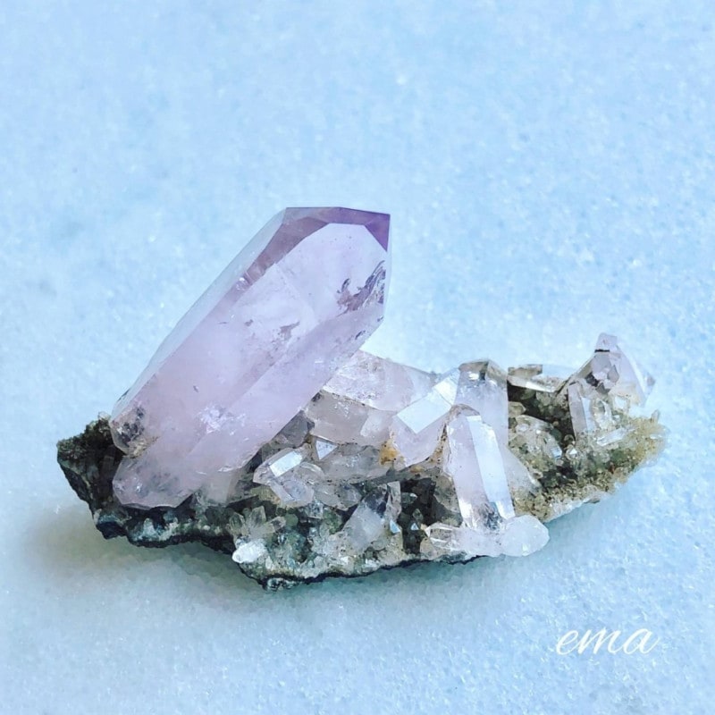 エレスチャル様確認用【新品】色がきれいでジオードの中までグリーンの