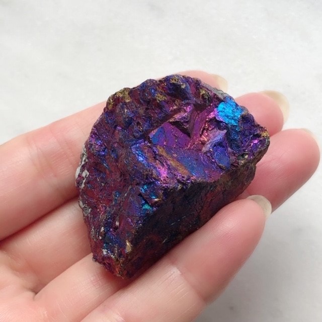 パワーストーン　ピーコックオレ　斑銅鉱　原石　天然石　107g　No.735 セドナ】【レア】ピーコック オレ タンブル(パープル
