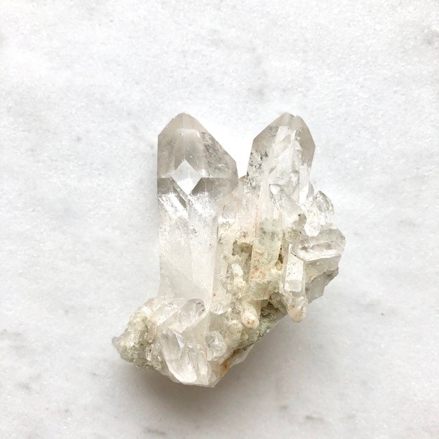 値下げ中」水晶クラスターブラジル産パワーストーン-ホンダ N-BOX