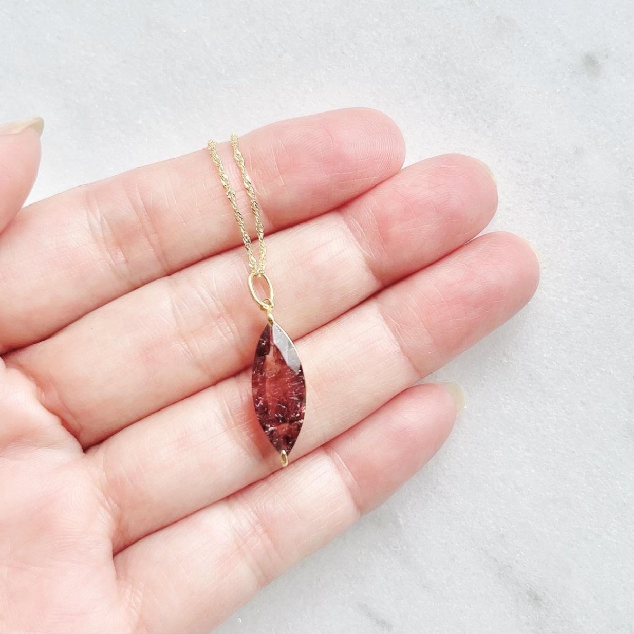 エレスチャルスーパーセブンペンダントトップマダガスカル産 超美石スーパーセブン（エレスチャルクォーツ） ペンダントトップ