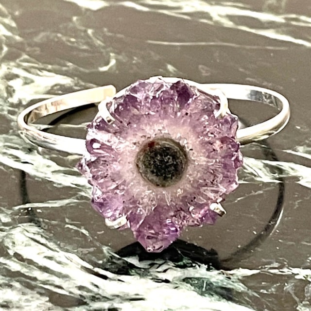 きょん様⑦ソーラーアメジスト きょん様⑦ソーラーアメジスト