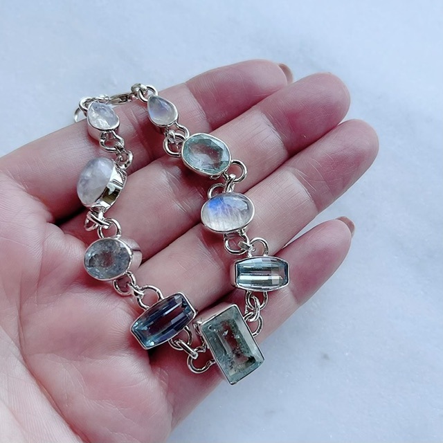 ツーソン】【超美石】アクアマリン×レインボームーンストーン