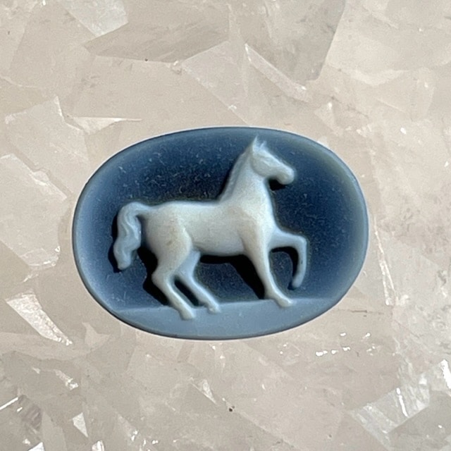 超美石】馬 モチーフ カメオ(アゲート) 5.80ct 5095 超美石】馬 モチーフ カメオ(アゲート) 5.80ct 5095