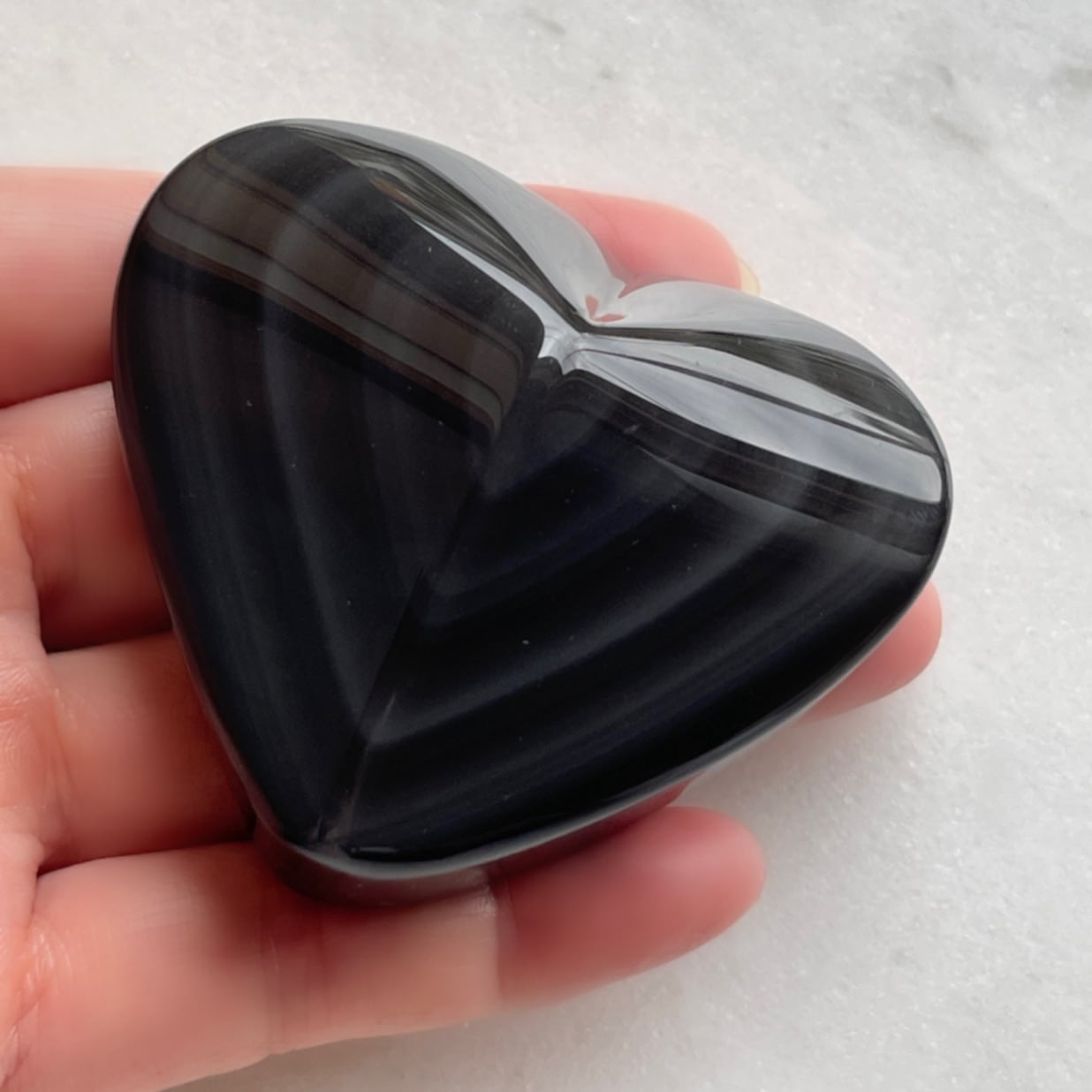 あ〜きゃん♬様　高品質　シルバーオブシディアン　大きめハート　握り石 あ〜きゃん♬様 高品質 シルバーオブシディアン 大きめハート 握り石