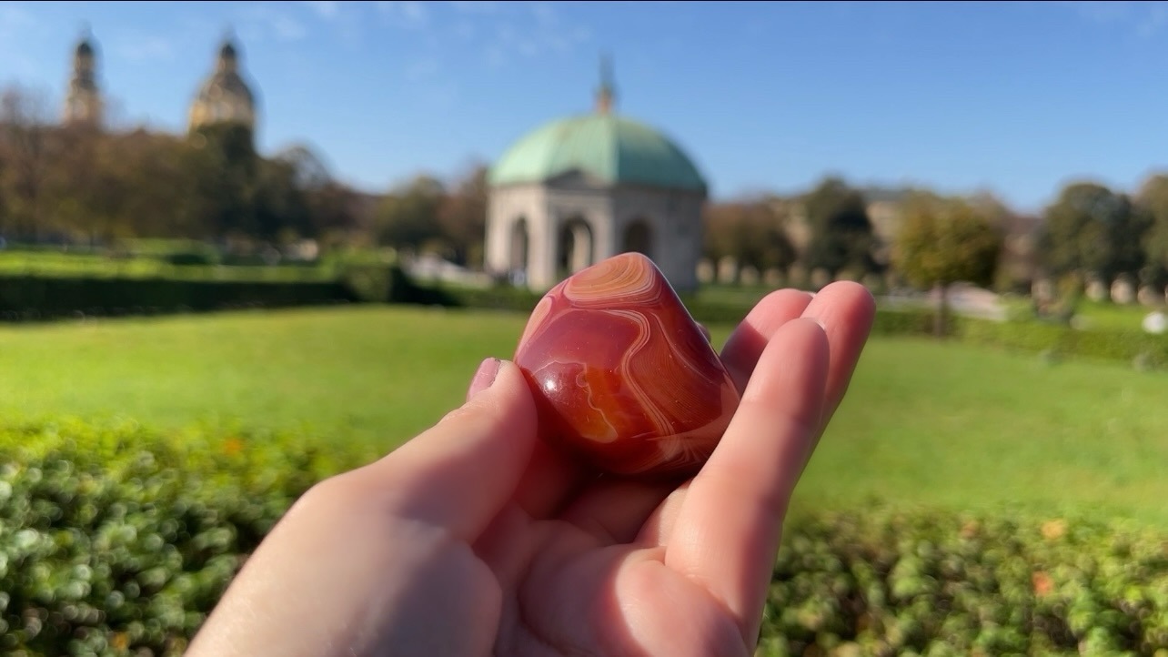 天然石ムービー パワーストーン・天然石の卸問屋｜World Stone 幸せを