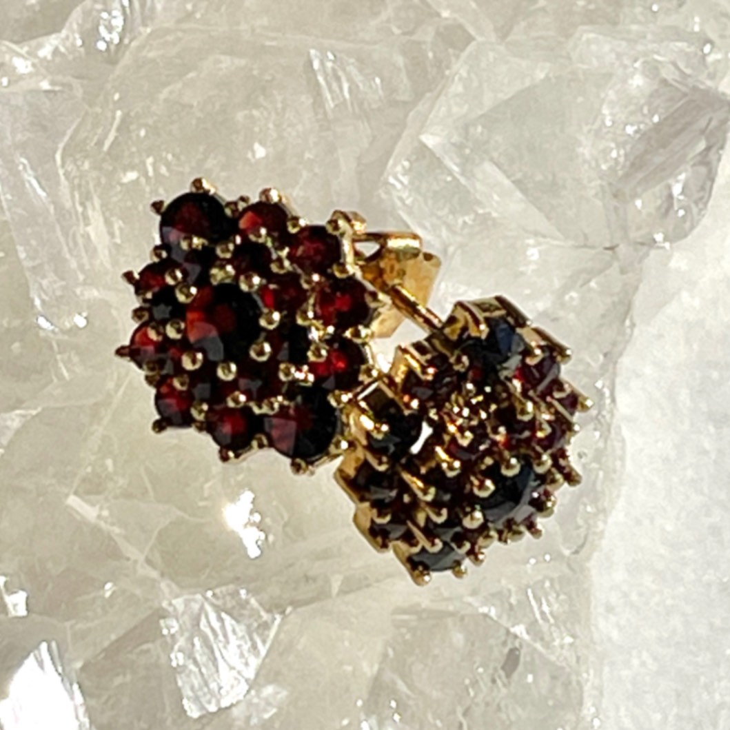 チェコガーネット　ピアス　ボヘミアンガーネット　保証書付き ヴィンテージ ボヘミアンガーネット ピアス シルバー900 チェコ