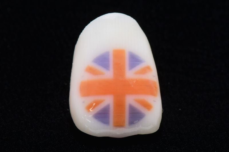 イギリス