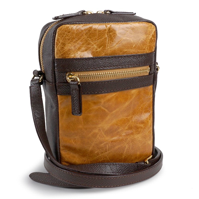 paccapacca LTD ���������Хå�