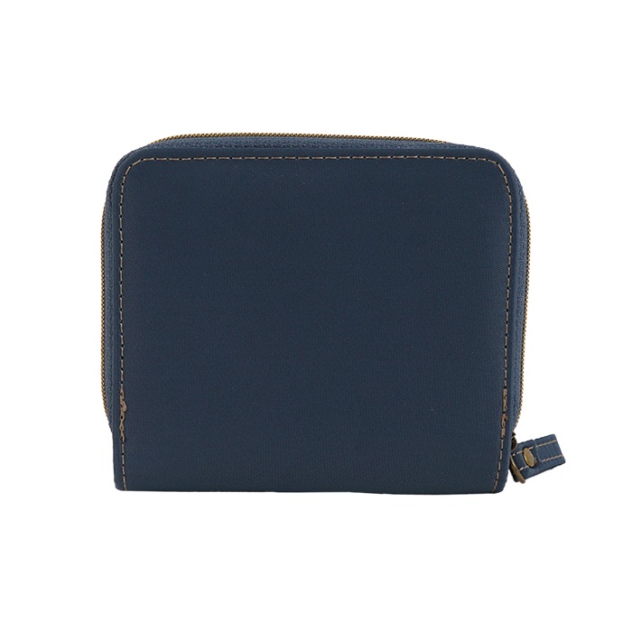 C.W.NICOL 奢 饦ɥեʡޤ