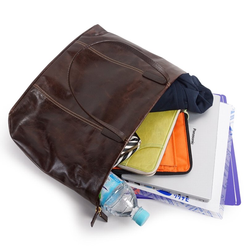 paccapacca LTD �ȡ��ȥХå�