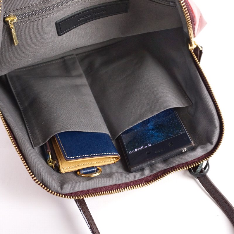 paccapacca LTD �饦��ɥϥ�ɥХå�