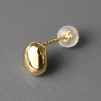 ピアス