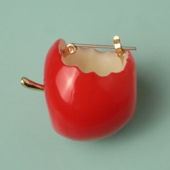 ピアス