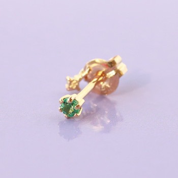 ピアス