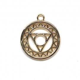1個入 23mmx 20mm 透かしチャーム レース模様 第5チャクラ ヴィシュッダ・チャクラ 金メッキ / Chakra マントラ ヨガ スピリチュアル オルゴナイト【ゆうパケット対応】|チャーム|