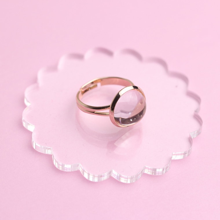 アクリル製 ディスプレイ小物 お花 小サイズ クリア 直径56mm 厚さ3mm アンシャンテラボ / 撮影用小物 SNS インスタグラム Instagram 商品画像 ネット販売 展示 ハンドメイドアクセサリー 手作り【ゆうパケット対応】