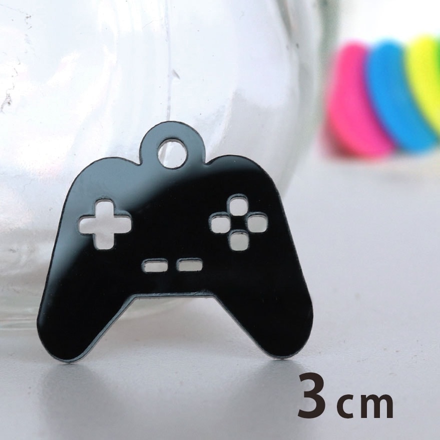 アクリルチャーム コントローラー 3cm 厚さ2mm 選べる豊富なカラー アンシャンテラボ / ゲーム アクセサリーパーツ ピアス イヤリング キーホルダー ハンドメイド材料 レジン資材 【ゆうパケット対応】