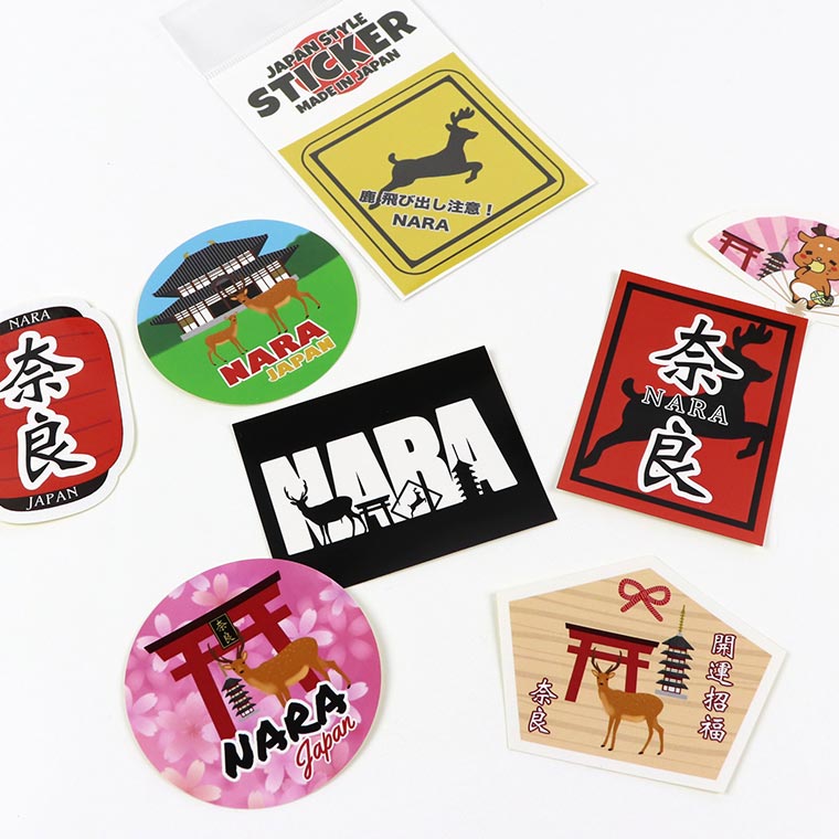 奈良のおみやげ ジャパンスタイルステッカー 丸型 鹿とお寺 直径70mm
