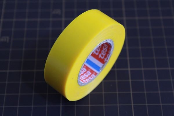 テサ 4251PVC ビニールテープ 19mmX20m 1箱 200巻入 黄色 | 工業用