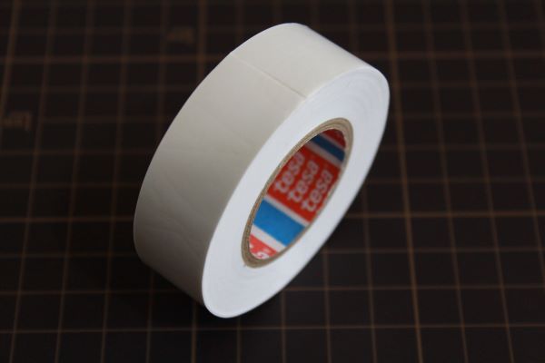 テサ 4251PVC ビニールテープ 19mmX20m 1箱 200巻入 白 | 工業用テープ