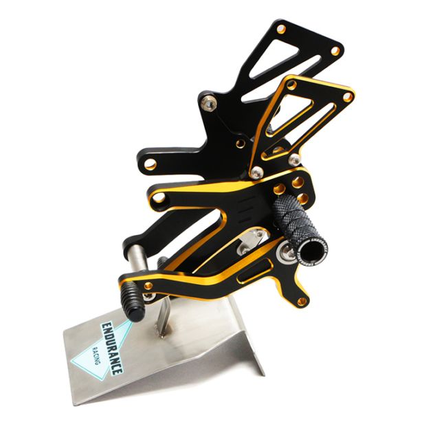 CBR250RR('17.5～) バックステップキット（ブラック/ゴールド）  