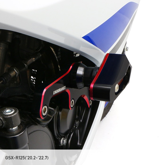 GSX-R125 DL33B エンジンスライダー セット(ブラック／レッド