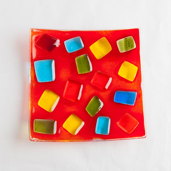 琉球ガラス　グラスアート藍　万華鏡プレート 14cm(赤) (ラッピング・熨斗不可)