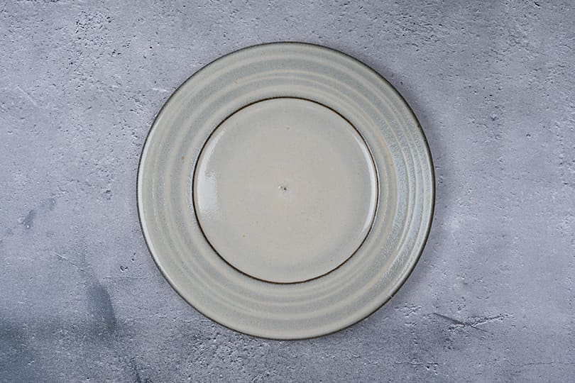 KOISHIWARA HOMES マルダイ窯 プレート（ホワイト）【M】