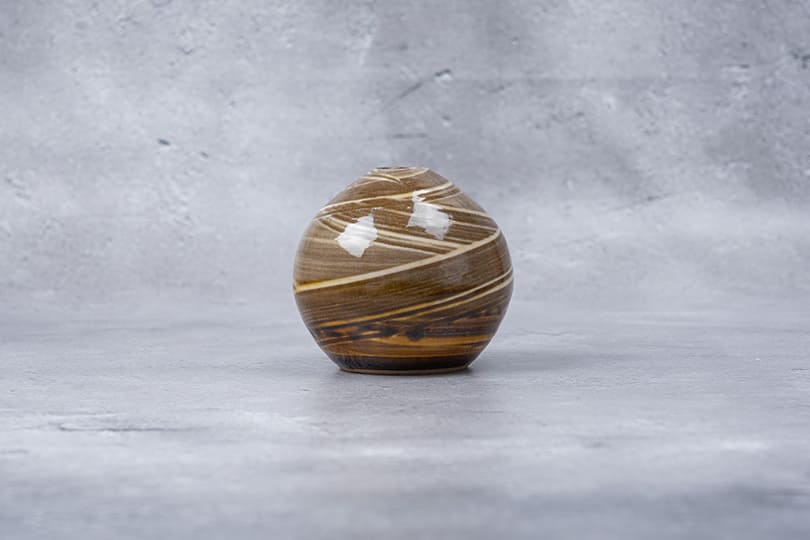 KOISHIWARA HOMES ヤママル窯 花器（ブラウン）【M】