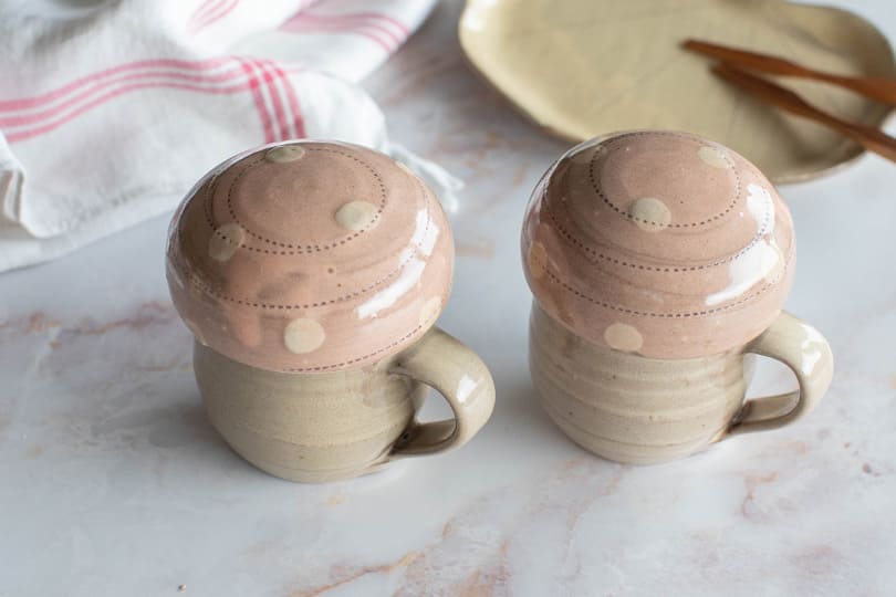 小石原焼 ヤママル窯 きのこカップ 小(ピンク・白ドット)