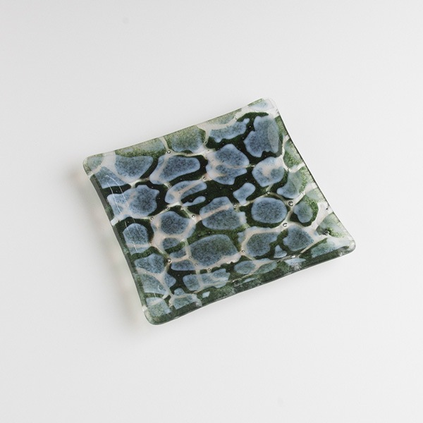 琉球ガラス グラスアート藍　GUSUKU プレート15cm(知念城 Chinen Gusuku) (ラッピング・熨斗不可)