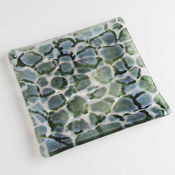 琉球ガラス グラスアート藍　GUSUKU プレート20cm(知念城 Chinen Gusuku) (ラッピング・熨斗不可)