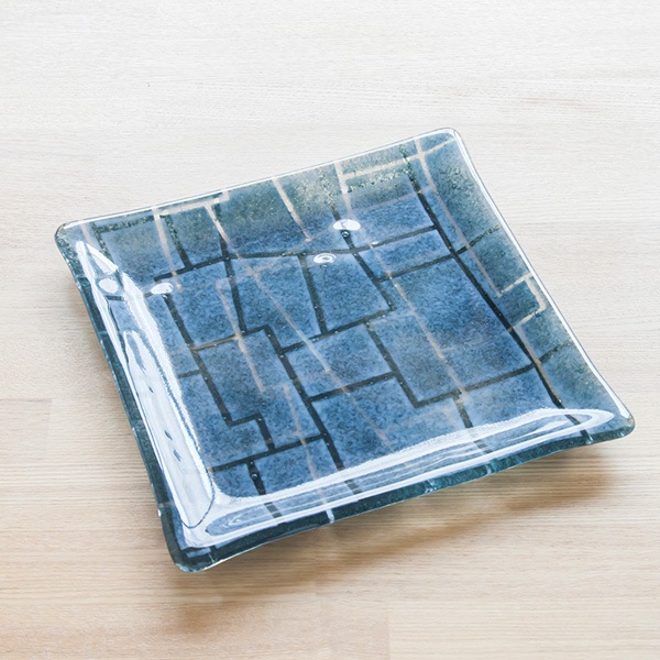 琉球ガラス グラスアート藍　GUSUKU プレート20cm(糸数城 Itokazu Gusuku) (ラッピング・熨斗不可)