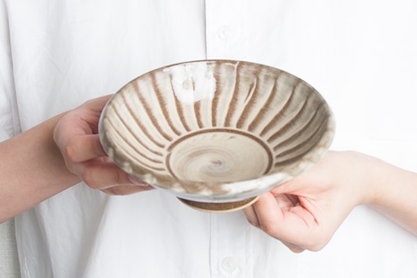 小石原焼 マルダイ窯 5寸刷毛目鉢 フラシ | メーカー | 縁器屋(えん