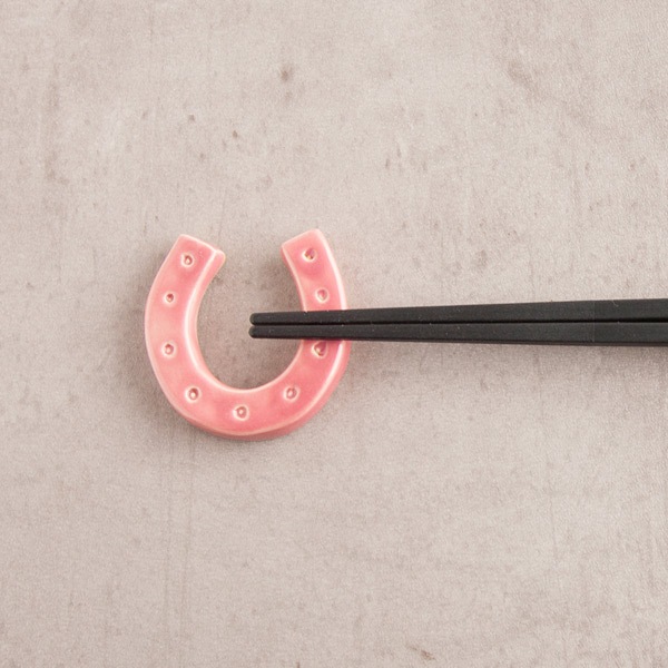 大堀相馬焼　松永窯　馬蹄箸置き　ピンク