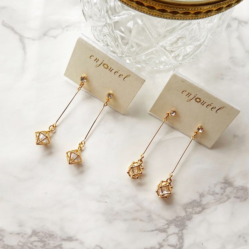 スポットクリスタルピアス【ニッケルフリー】